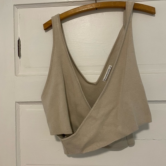 ABERCROMBIE TOP - Picture 3 of 3